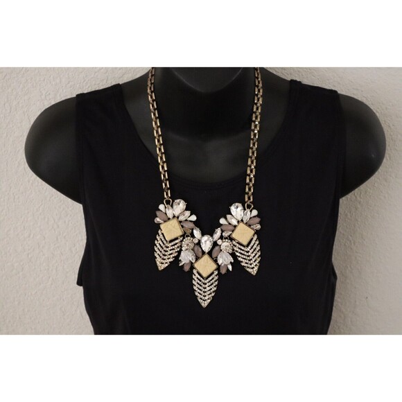 Statement Chunky Lucite Crystal Necklace Art Deco Gold Tone Feather Pinecone 18" - Picture 2 of 12
